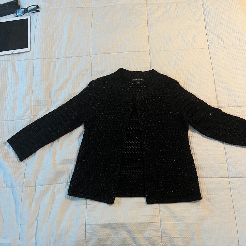 Cardigan with copper threads